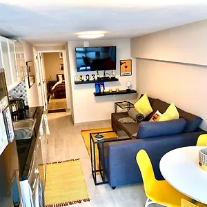 https://cascais-modern-getaway.hotels-lisbon-portugal.com